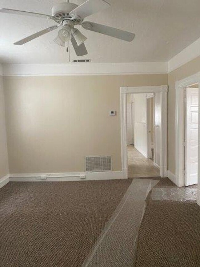 Foto del edificio - 325 Ohio St