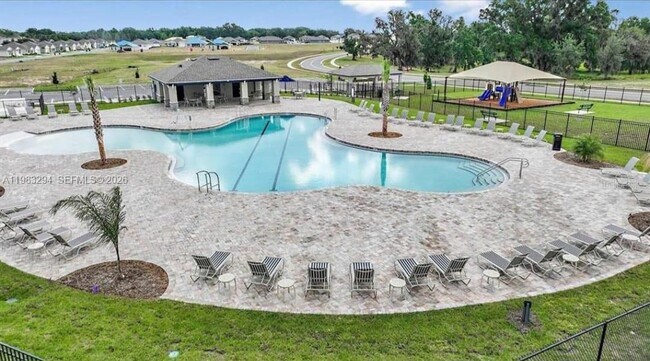 Foto del edificio - 3902 Resting Robin Ave