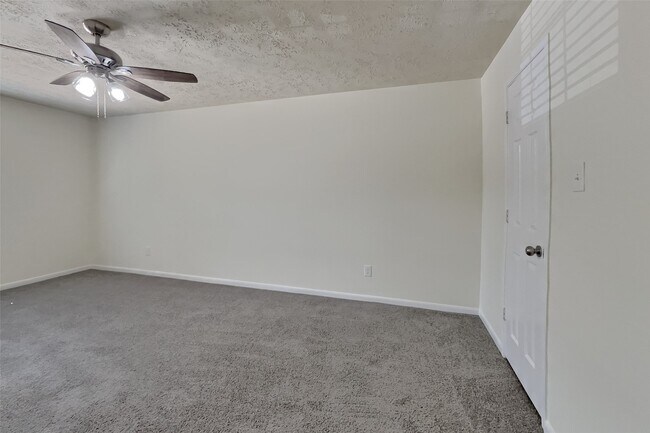 Building Photo - 3746 Havenmoor Pl