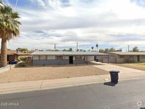 Building Photo - 301 N Apache Dr