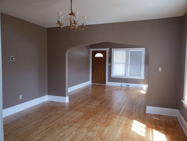 Foto del edificio - 3 bed 1.5 bath single family home in Wausau