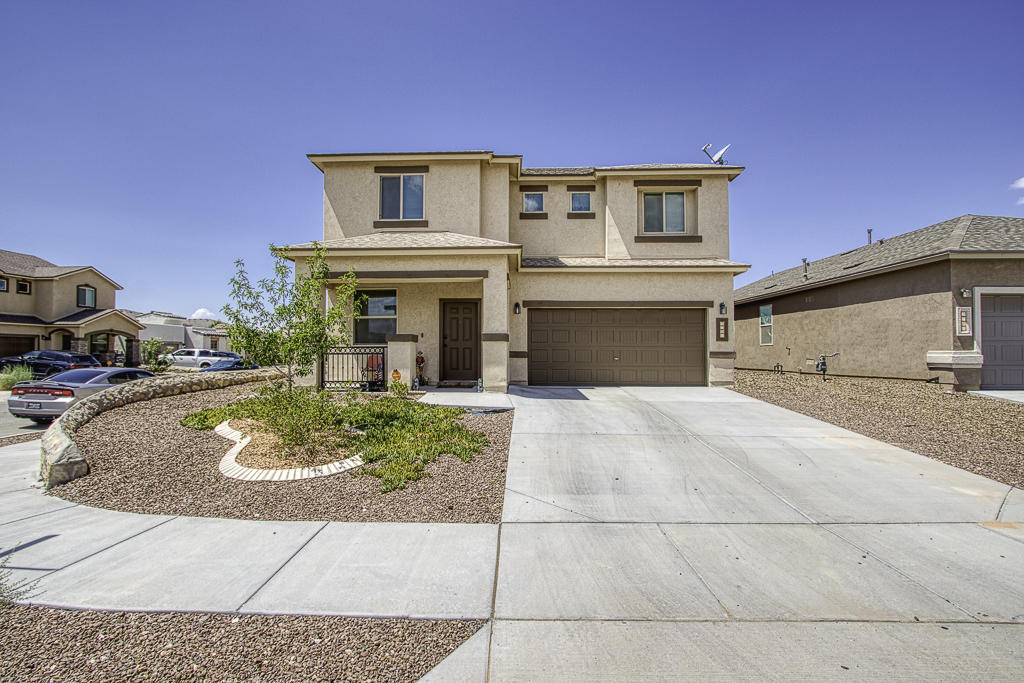 3701 Loma Cortez Dr, El Paso, TX 79938 House for Rent in El Paso, TX