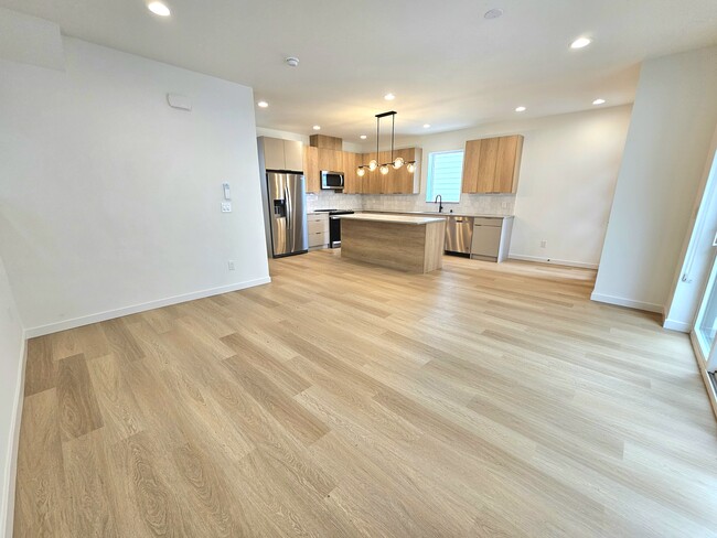 Foto del edificio - 922 16th Ave