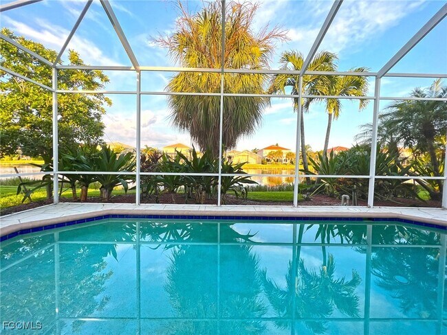 Foto del edificio - 15459 Laguna Hills Dr