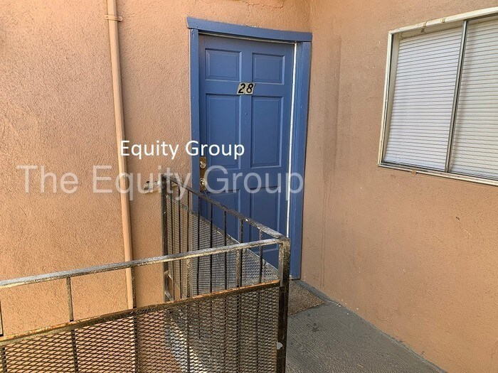 Foto principal - 615 S Demaree St