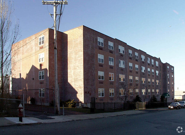 Alternate building view - Harbor View Apartments