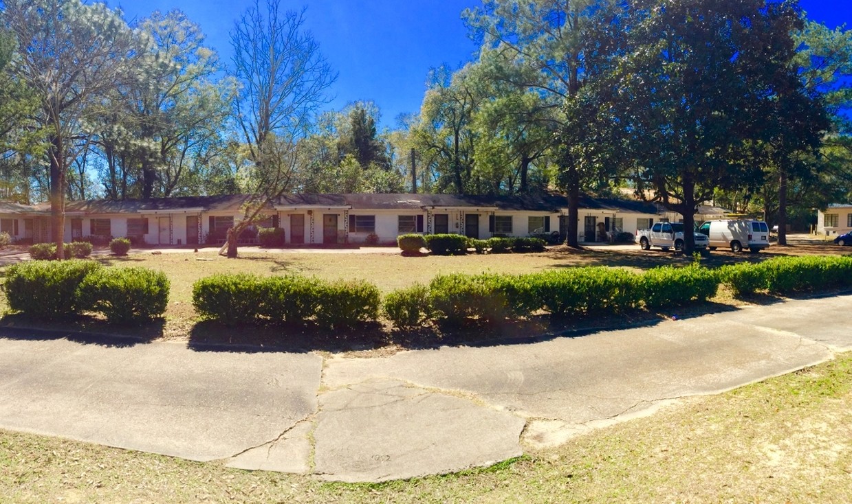 Primary Photo - 3717 Crawfordville Rd