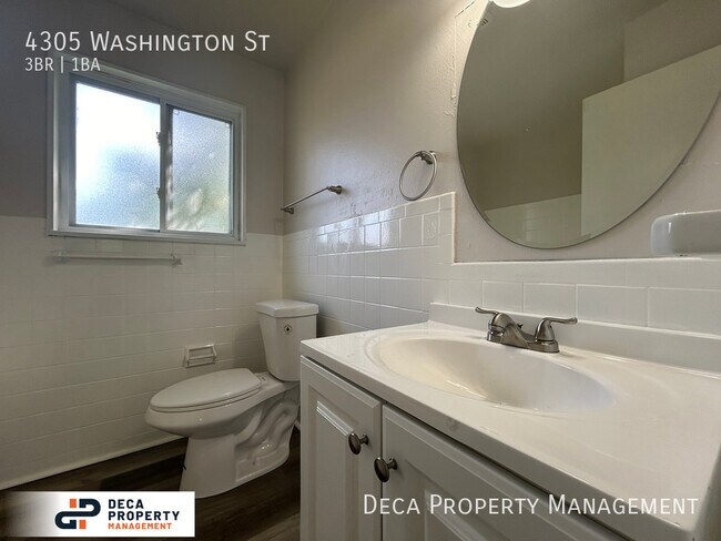 Building Photo - 4305 Washington St
