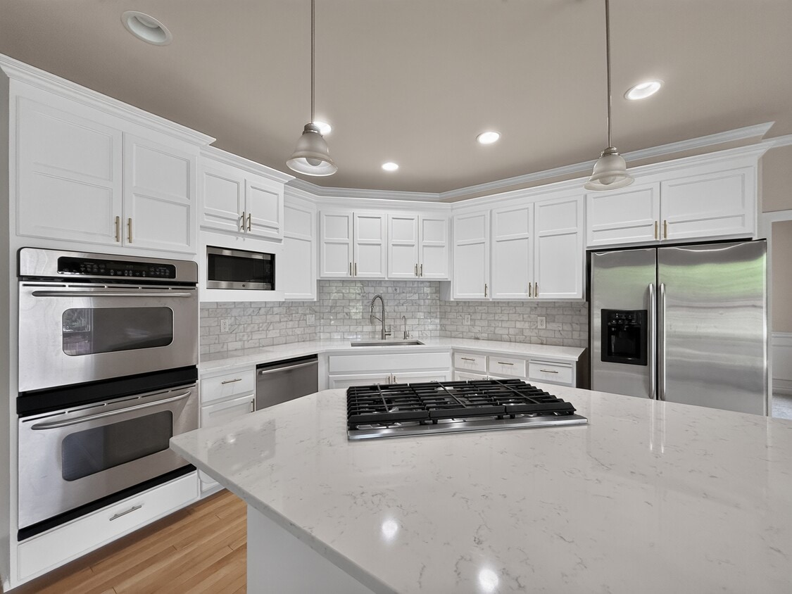 Photo - 1311 270th Way SE (Sammamish, WA)