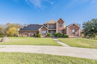 Building Photo - 105 Horizon Cir
