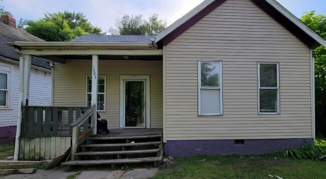 Foto del edificio - 1303 S 12th St