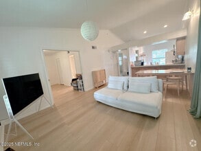 Building Photo - 3548 Tiara Way W