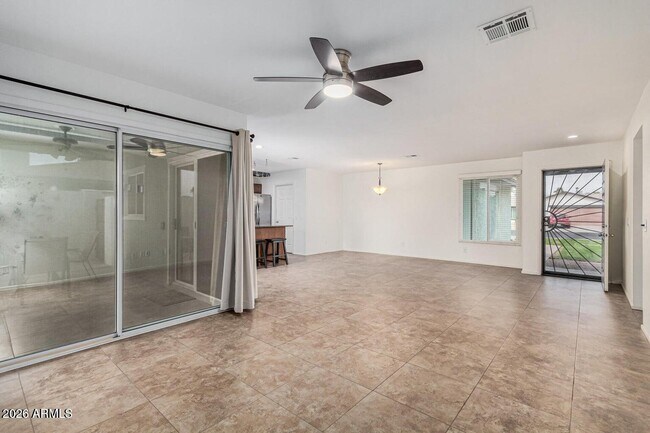 Foto del edificio - 2411 E Alameda Dr