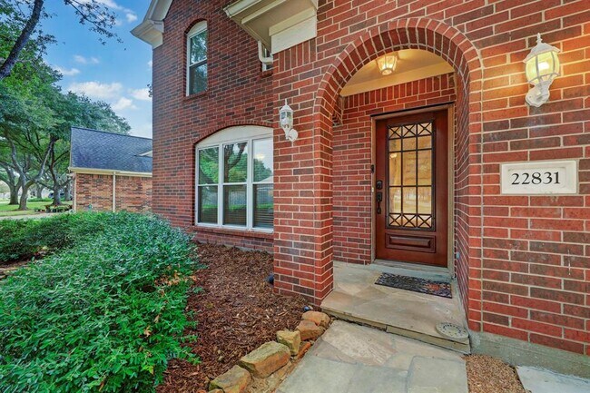 Building Photo - 22831 Rainbow Bend Ln