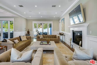 Building Photo - 19633 Wells Dr