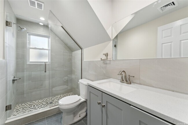 Building Photo - 74 Custer Ave