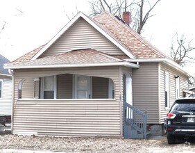 Building Photo - 1265 E Logan St