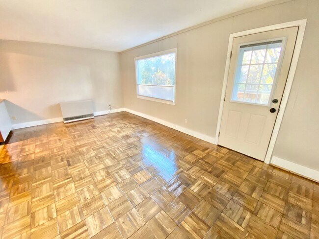 Foto del edificio - 125 Station Rd