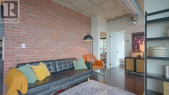 Building Photo - 150 Sudbury St