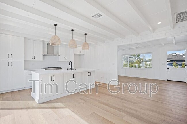 Foto del edificio - 243 E 20th St