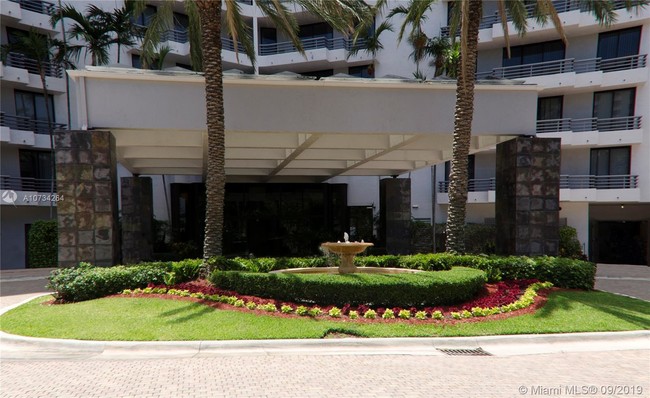 Building Photo - Parc Central South Condominium