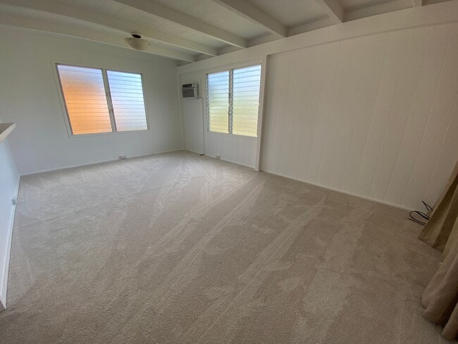 Building Photo - Kailua