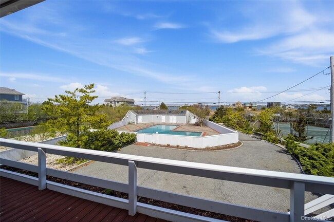 Foto del edificio - 355 Dune Rd