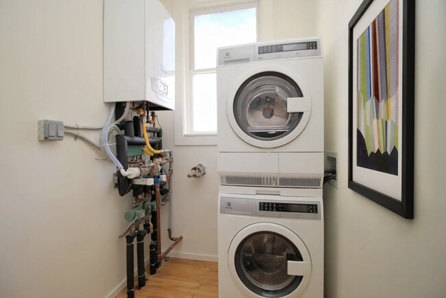 Photo - 254 Ritch St Townhome