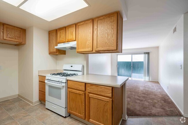 1BR, 1BA - 653SF - Del Ciervo Apartments