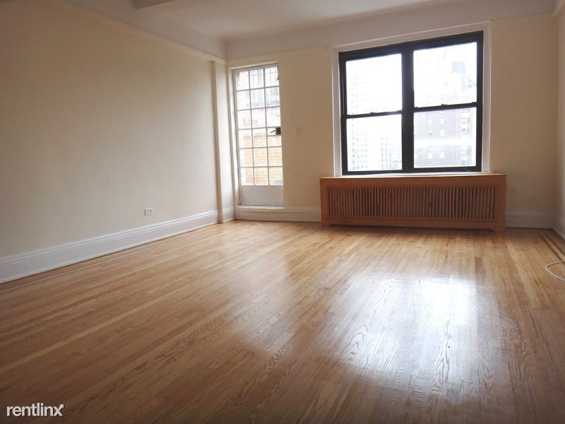 Foto del edificio - 310 E 55th St