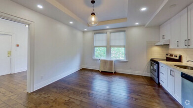 Building Photo - 135 Earl Pl