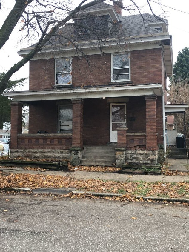 723 W 22nd St, Erie, PA 16502 House Rental in Erie, PA