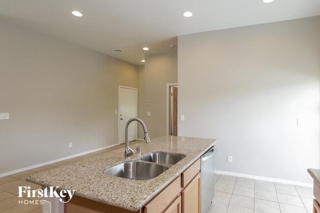 Foto del edificio - 6707 Pocket Wood St