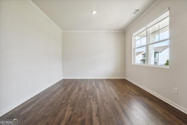 Building Photo - 100 Fernbrook Trl