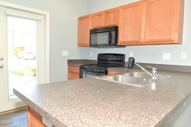 Foto del edificio - 422 Cabernet Pl