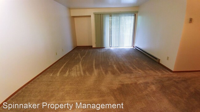 Building Photo - 16449 Ambaum Blvd S