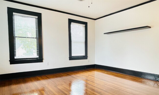Foto del edificio - 614 Peden St