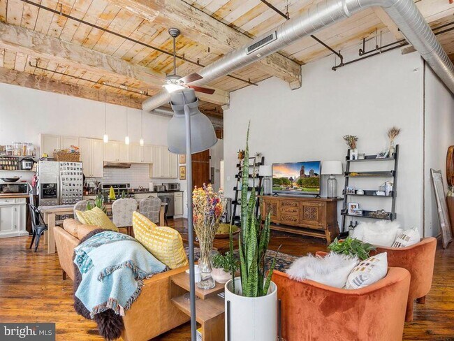 Building Photo - 1100 Shackamaxon St