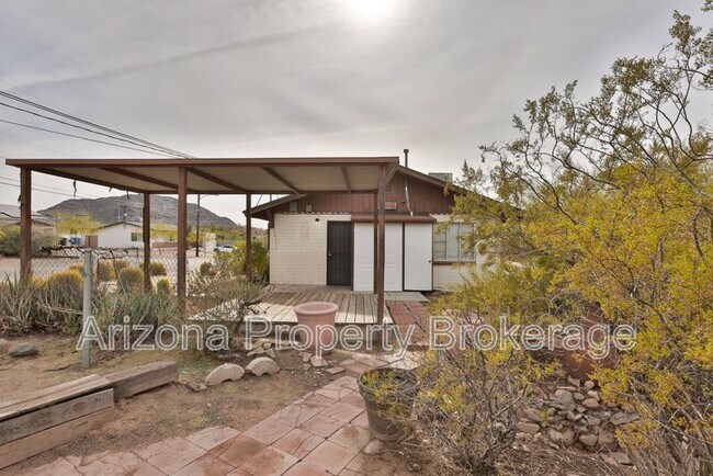 Foto del edificio - 1442 E Sunnyside Dr