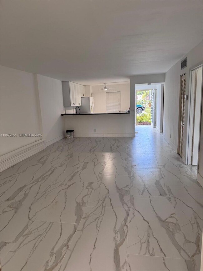 Foto del edificio - 1402 NW 80th Ave