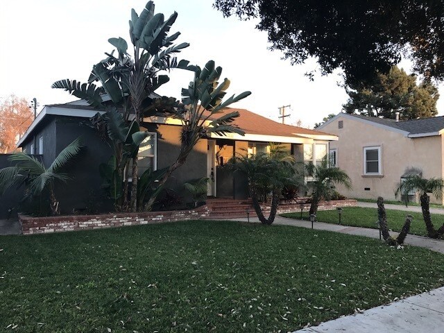 Foto del edificio - Modern Luxury 4BD/2BA Bixby Knolls Home - ...