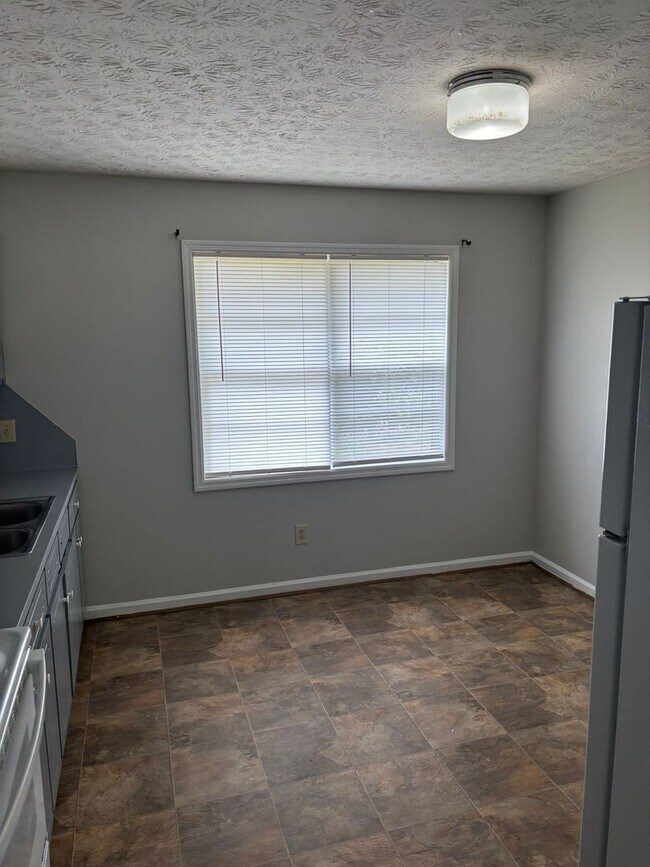 Foto del edificio - New On the Market!