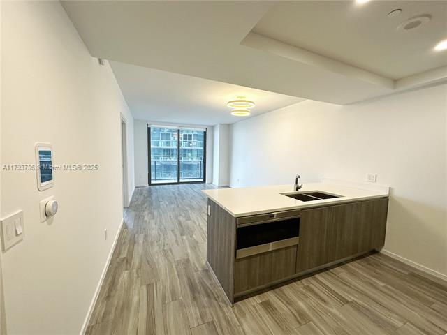 Building Photo - 801 S Miami Ave