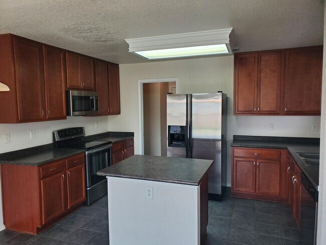 Building Photo - 10132 Villa Del Lago