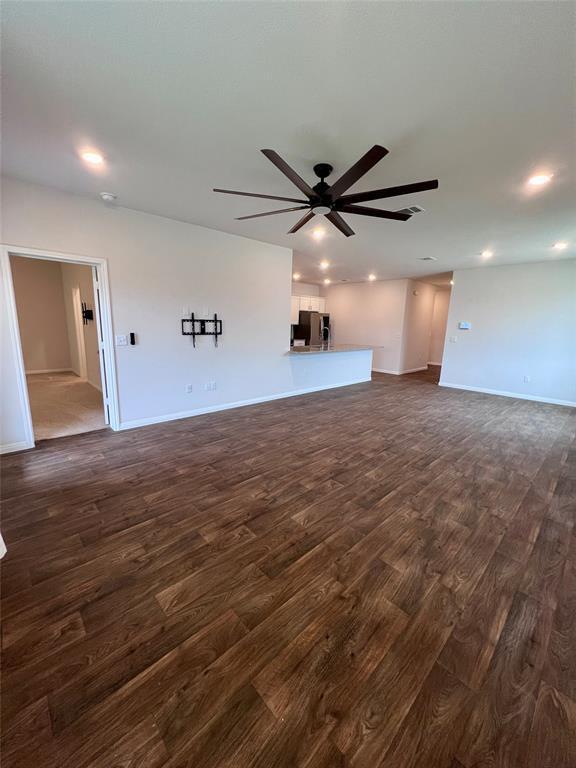 Building Photo - 944 Vogel Dr