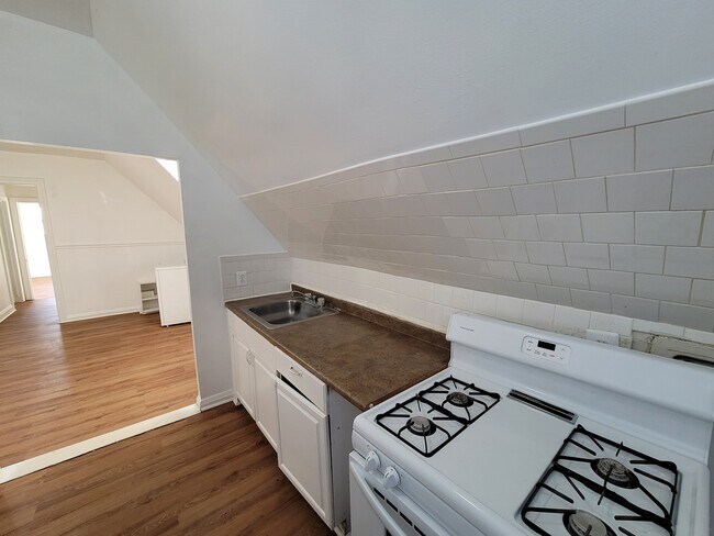 Building Photo - 4207 3rd St