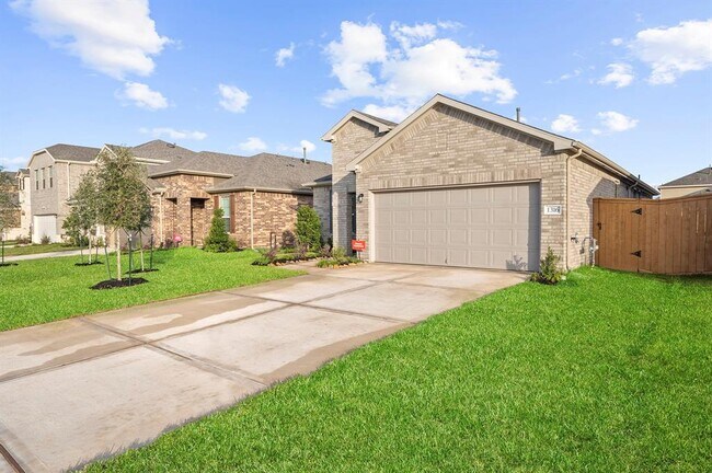 Building Photo - 1316 Ventura Crk Dr