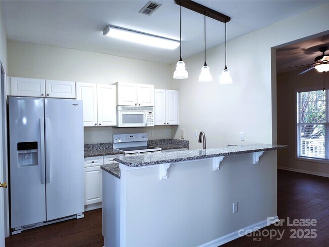 Foto del edificio - 19608 Feriba Pl