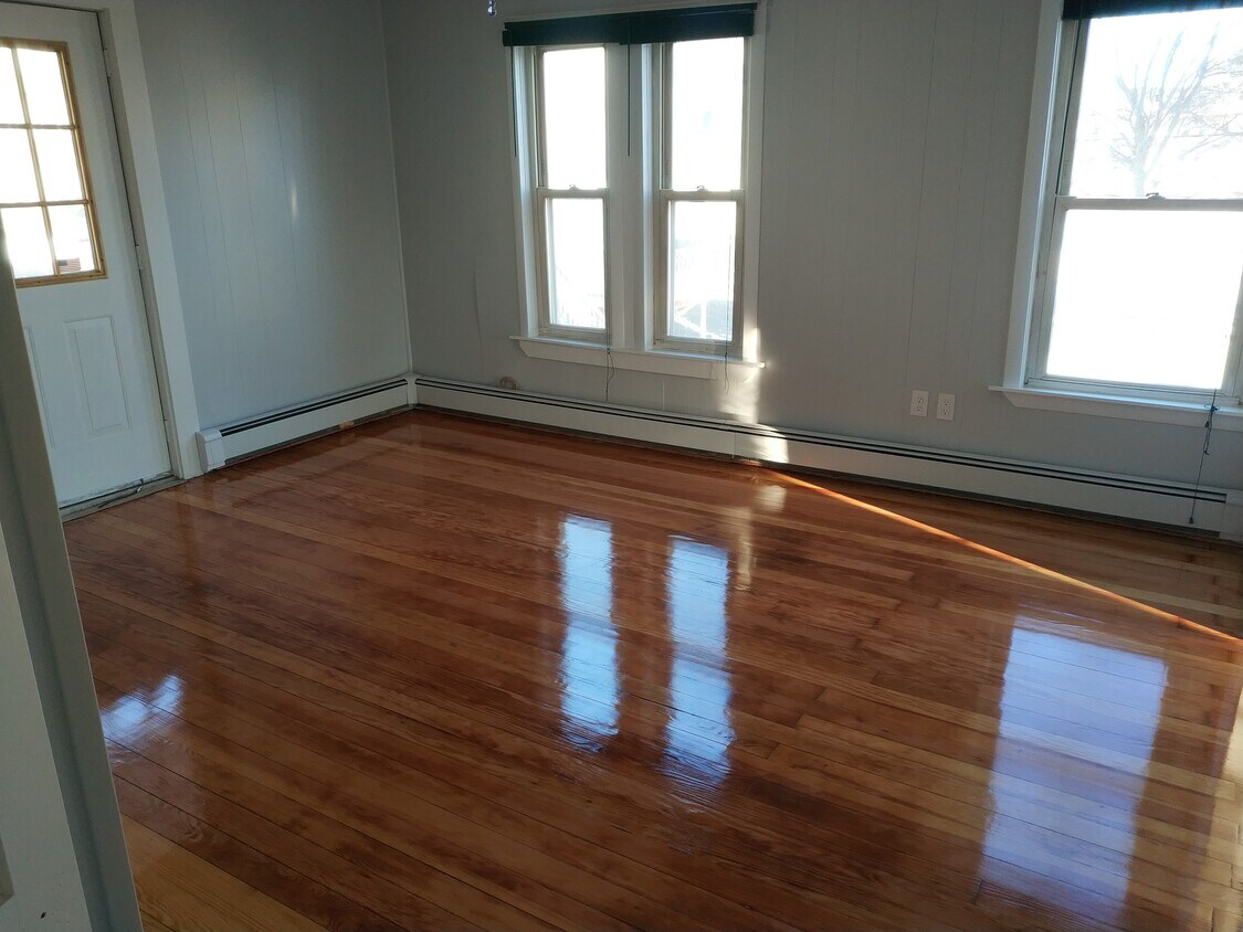 Foto principal - 247 Dulude Ave