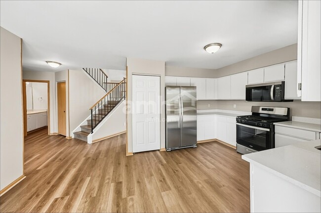 Foto del edificio - 14233 S Hillsdale Ct